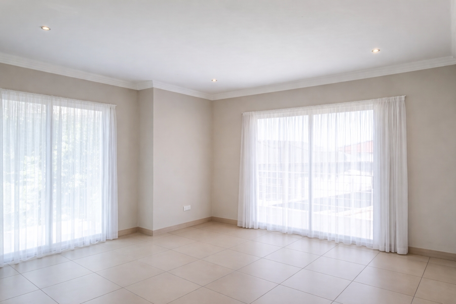 To Let 5 Bedroom Property for Rent in Sable Hills Gauteng