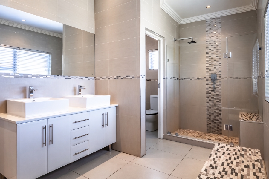 To Let 5 Bedroom Property for Rent in Sable Hills Gauteng