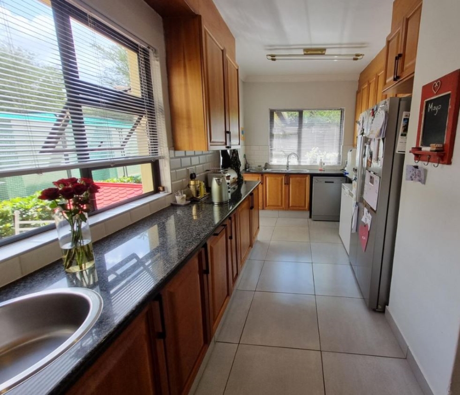 To Let 5 Bedroom Property for Rent in Irene Farm Villages Gauteng