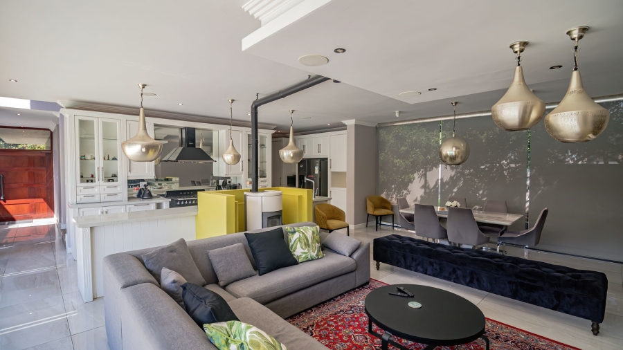 5 Bedroom Property for Sale in Midstream Hill Gauteng