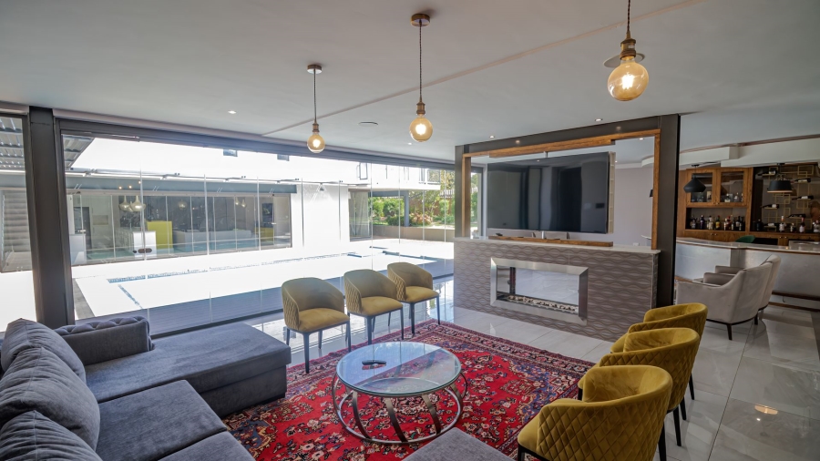 5 Bedroom Property for Sale in Midstream Hill Gauteng