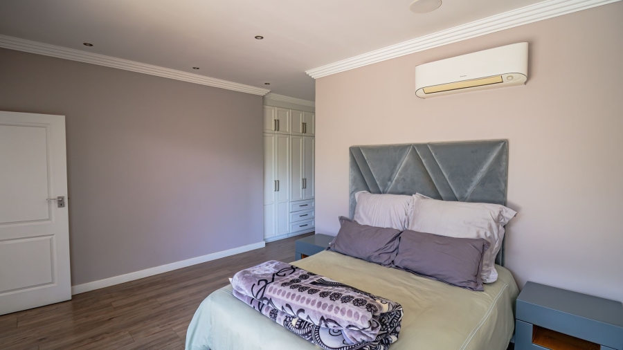 5 Bedroom Property for Sale in Midstream Hill Gauteng