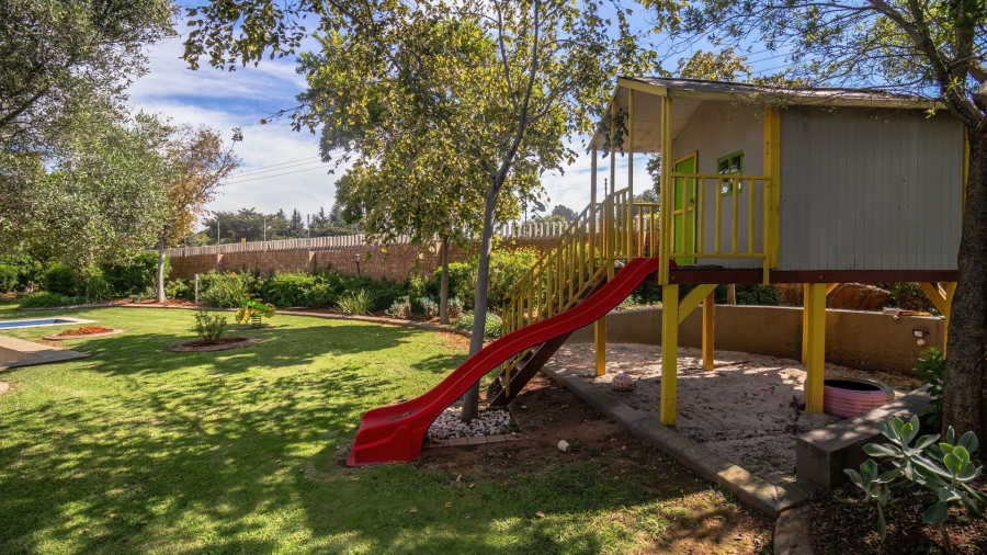 5 Bedroom Property for Sale in Midstream Hill Gauteng