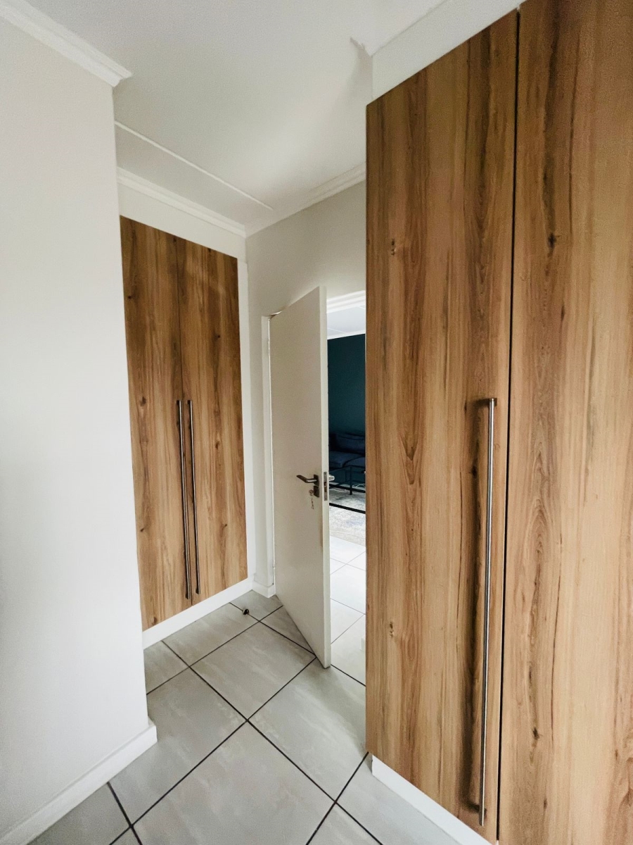 3 Bedroom Property for Sale in Waterfall Gauteng