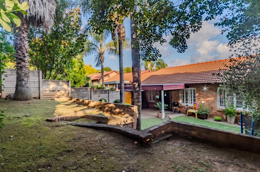 3 Bedroom Property for Sale in Erasmuskloof Gauteng