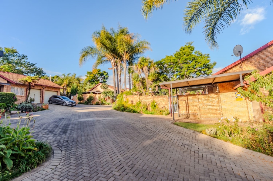 3 Bedroom Property for Sale in Erasmuskloof Gauteng