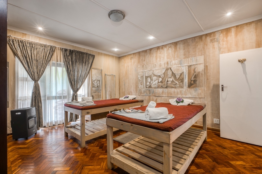 0 Bedroom Property for Sale in Oaklands Gauteng