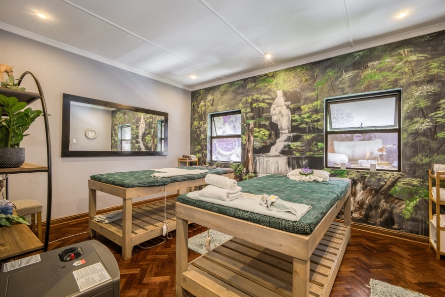 0 Bedroom Property for Sale in Oaklands Gauteng