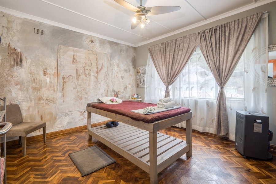 0 Bedroom Property for Sale in Oaklands Gauteng