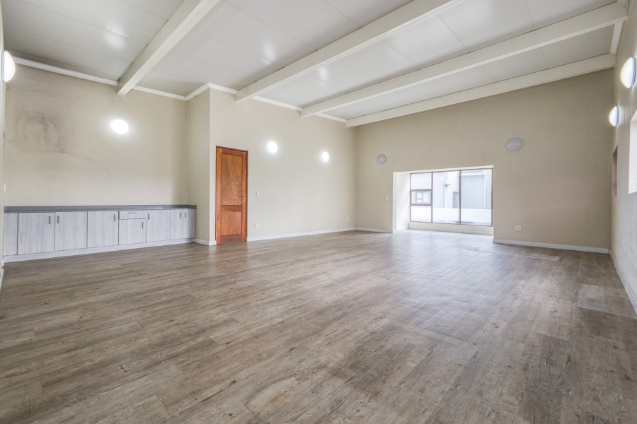 0 Bedroom Property for Sale in Oaklands Gauteng