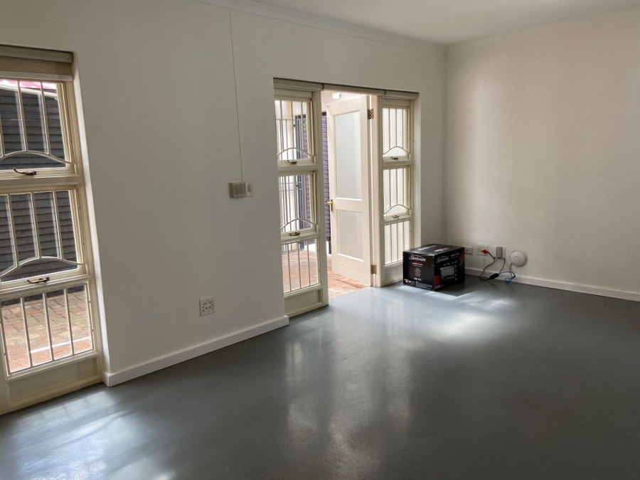 To Let 1 Bedroom Property for Rent in Parkview Gauteng