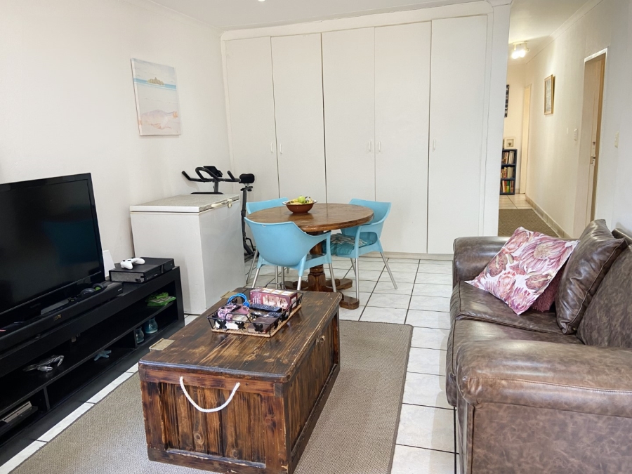 To Let 3 Bedroom Property for Rent in Albertville Gauteng