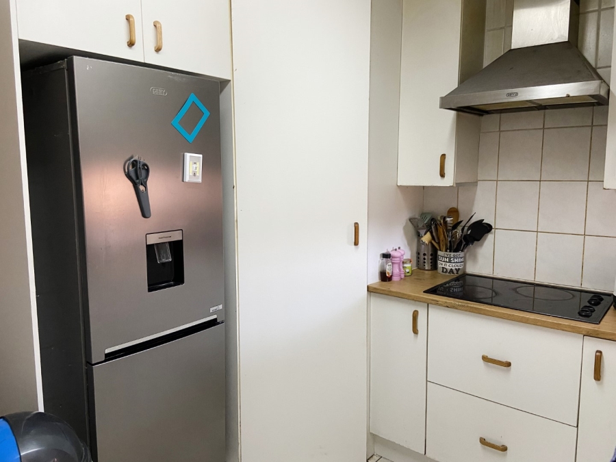 To Let 3 Bedroom Property for Rent in Albertville Gauteng