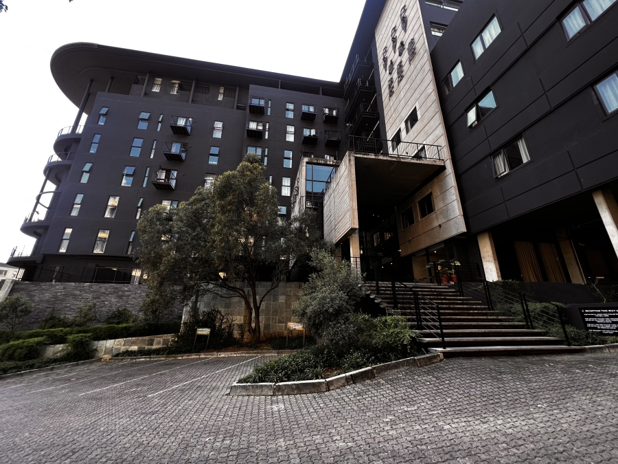 To Let 1 Bedroom Property for Rent in Sandown Gauteng