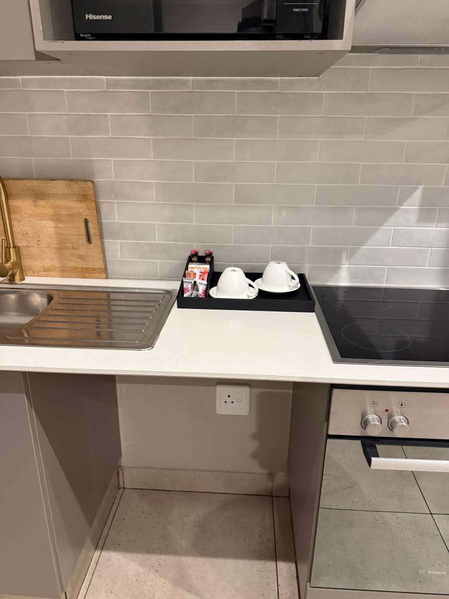 To Let 1 Bedroom Property for Rent in Sandown Gauteng