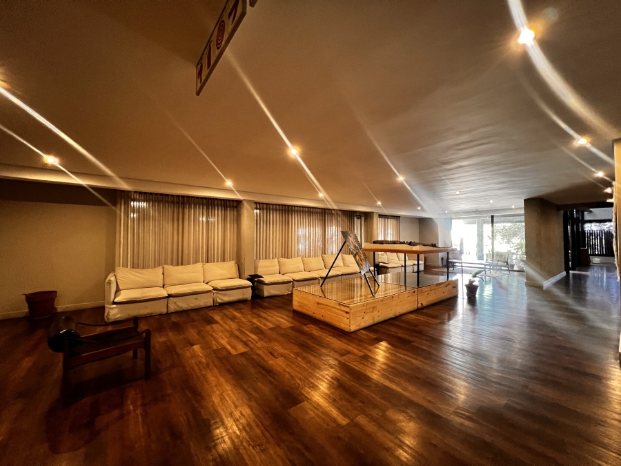 To Let 1 Bedroom Property for Rent in Sandown Gauteng