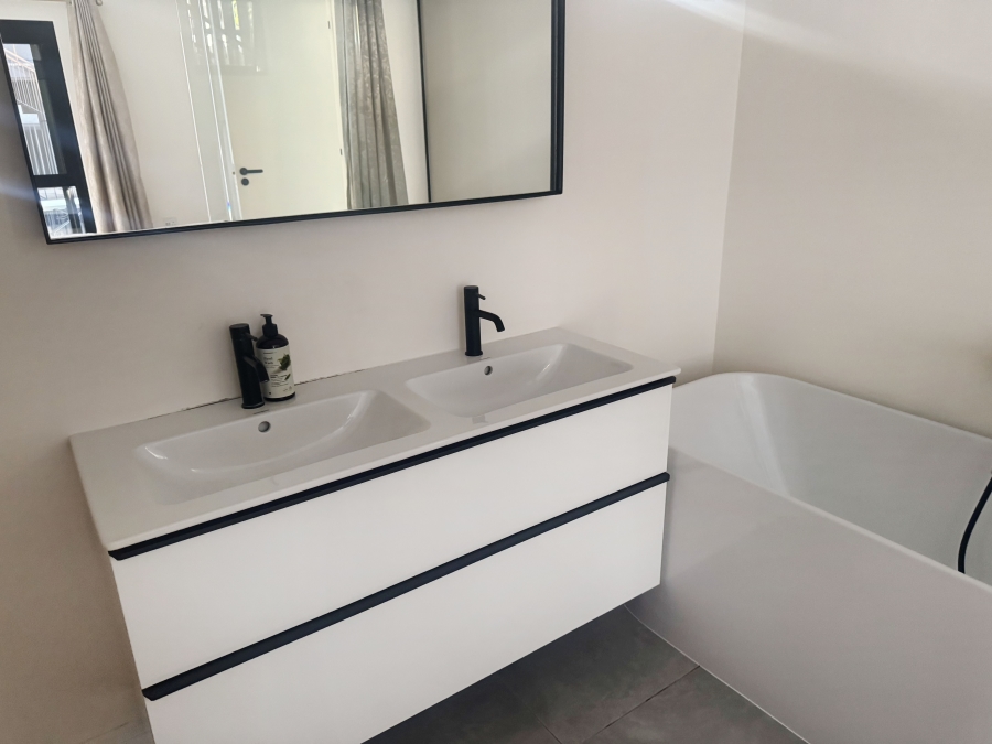 To Let 2 Bedroom Property for Rent in Hyde Park Gauteng