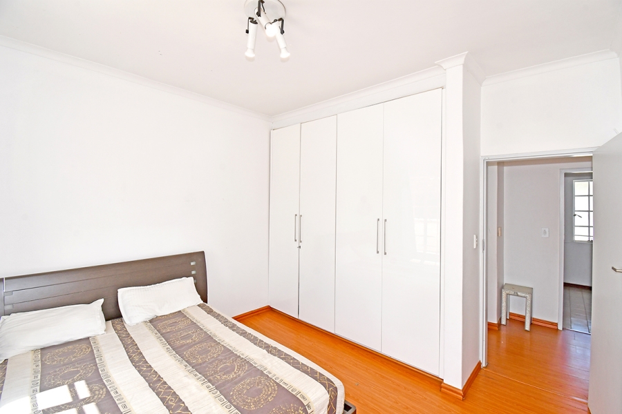 4 Bedroom Property for Sale in Benmore Gardens Gauteng