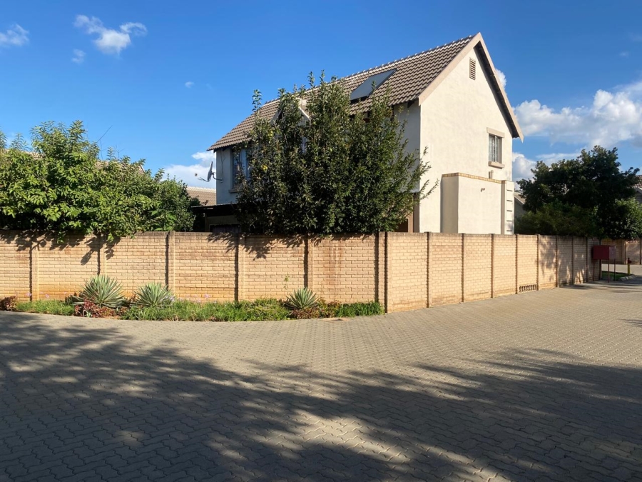 3 Bedroom Property for Sale in Willow Glen Gauteng