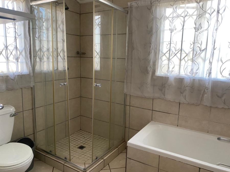 3 Bedroom Property for Sale in Willow Glen Gauteng