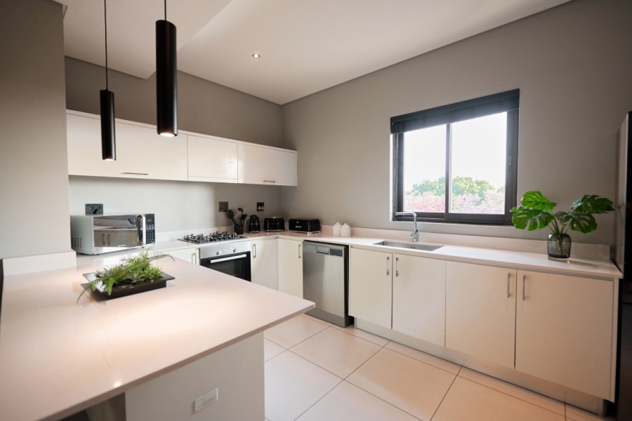To Let 2 Bedroom Property for Rent in Hyde Park Gauteng