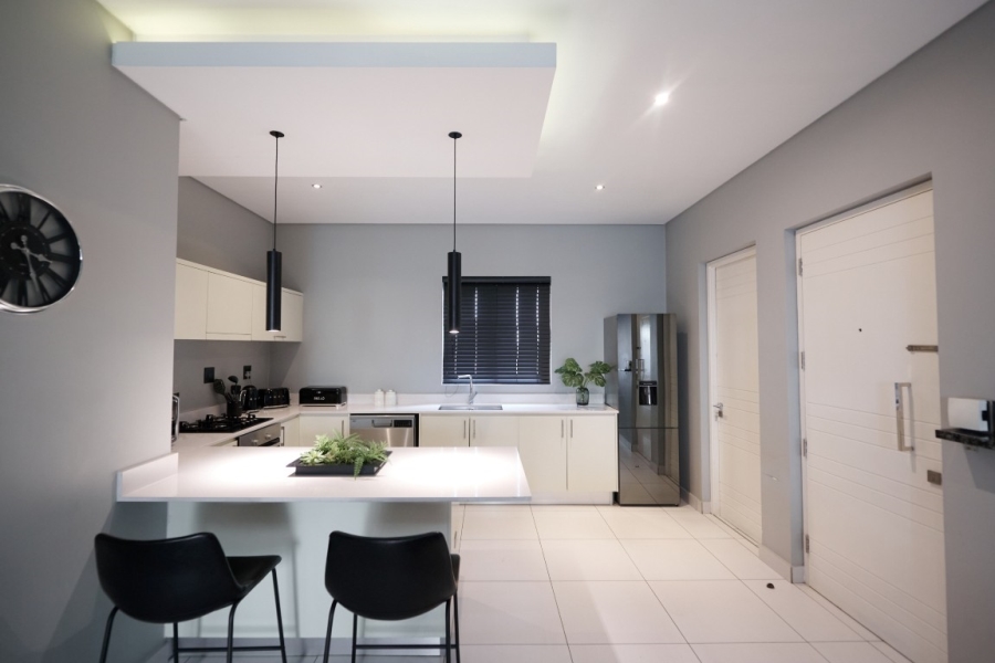 To Let 2 Bedroom Property for Rent in Hyde Park Gauteng