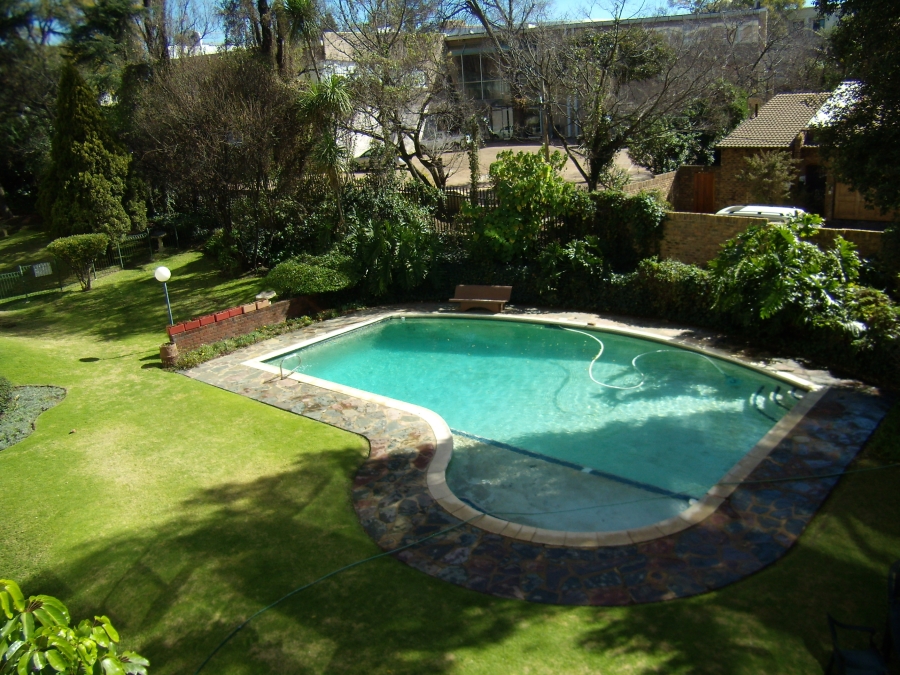 2 Bedroom Property for Sale in Illovo Gauteng