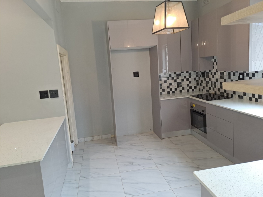 To Let 3 Bedroom Property for Rent in Bellevue East Gauteng