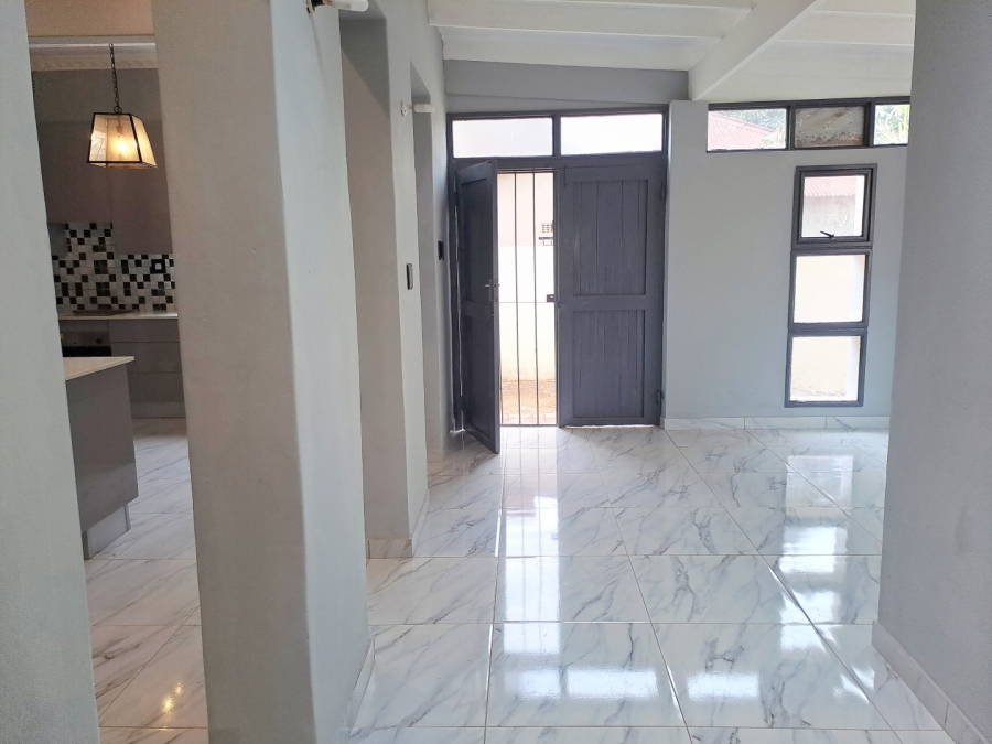 To Let 3 Bedroom Property for Rent in Bellevue East Gauteng