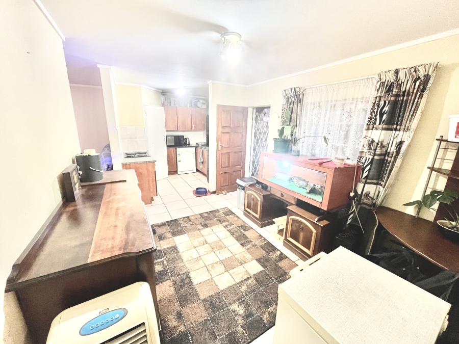 2 Bedroom Property for Sale in The Reeds Gauteng