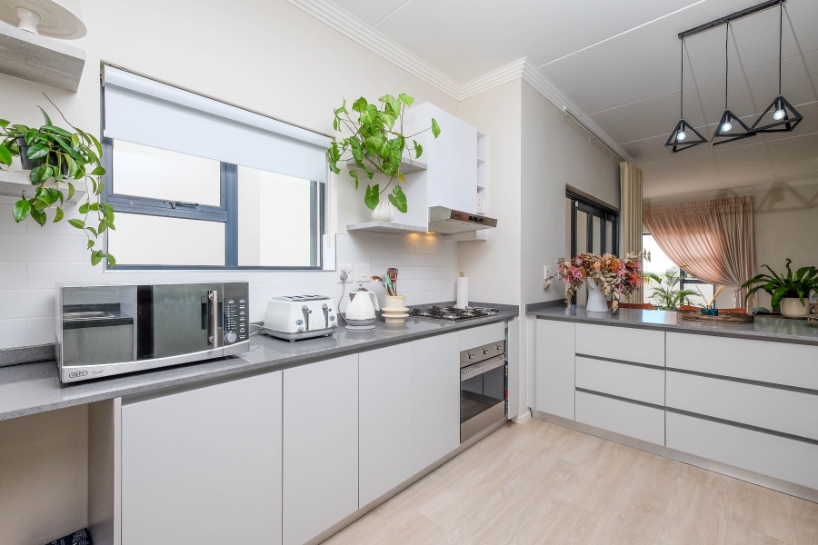 4 Bedroom Property for Sale in Homes Haven Gauteng