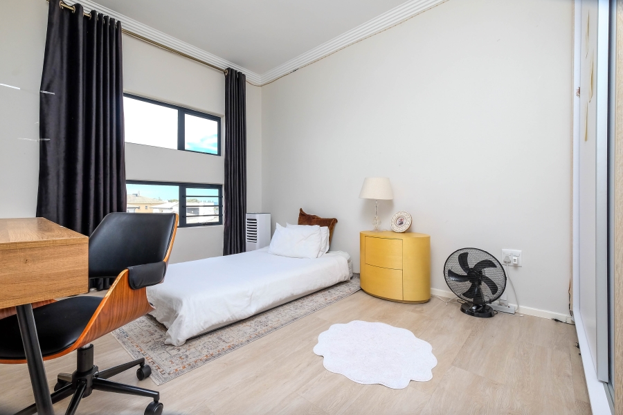 4 Bedroom Property for Sale in Homes Haven Gauteng