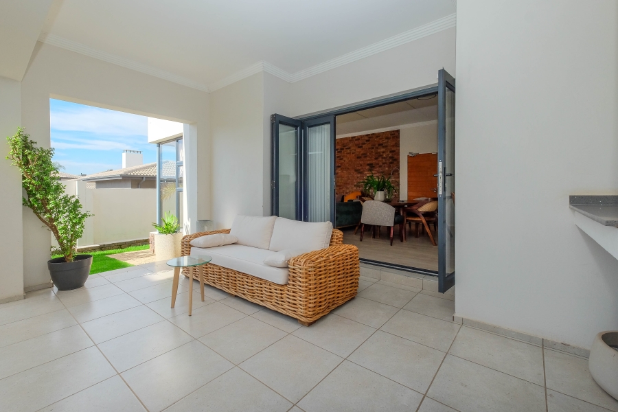 4 Bedroom Property for Sale in Homes Haven Gauteng