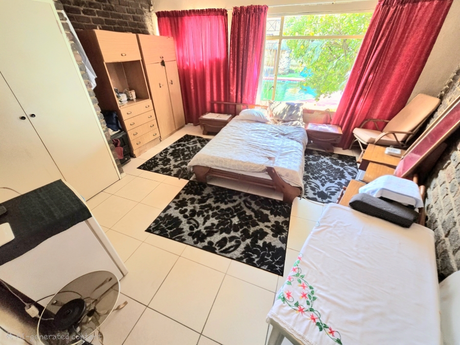 3 Bedroom Property for Sale in Vanderbijlpark SE 2 Gauteng
