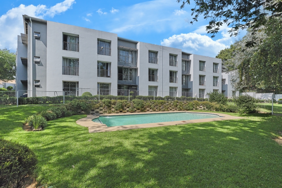 2 Bedroom Property for Sale in Morningside Manor Gauteng
