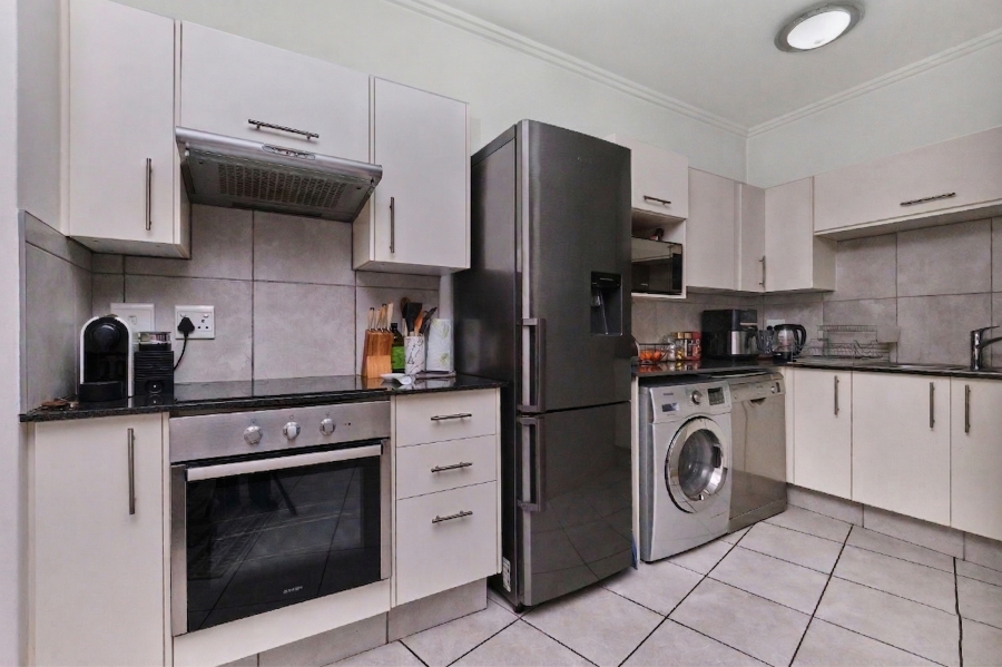 2 Bedroom Property for Sale in Morningside Manor Gauteng