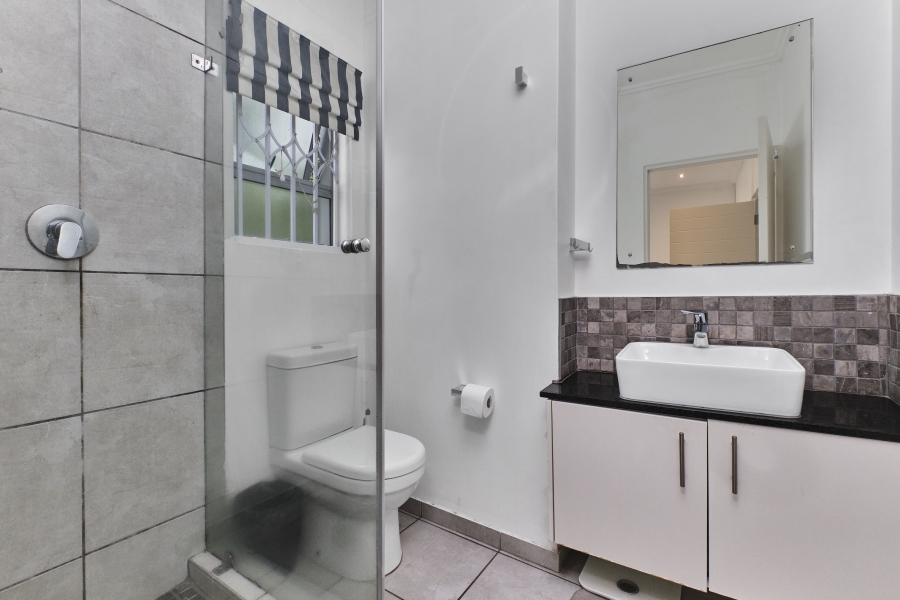 2 Bedroom Property for Sale in Morningside Manor Gauteng