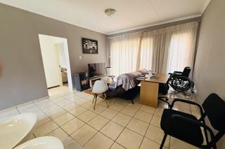 2 Bedroom Property for Sale in Ferndale Gauteng