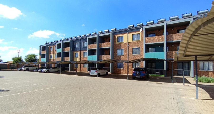2 Bedroom Property for Sale in Lotus Gardens Gauteng