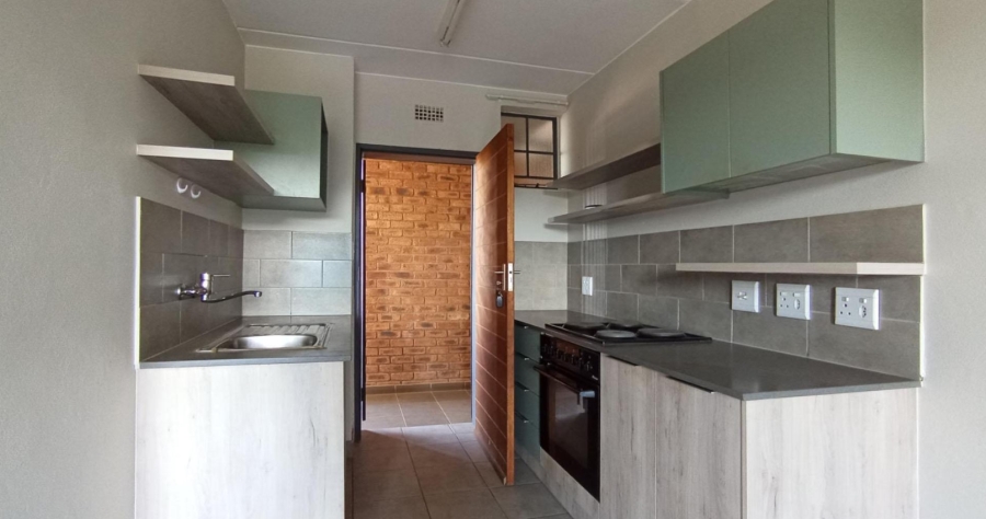 2 Bedroom Property for Sale in Lotus Gardens Gauteng