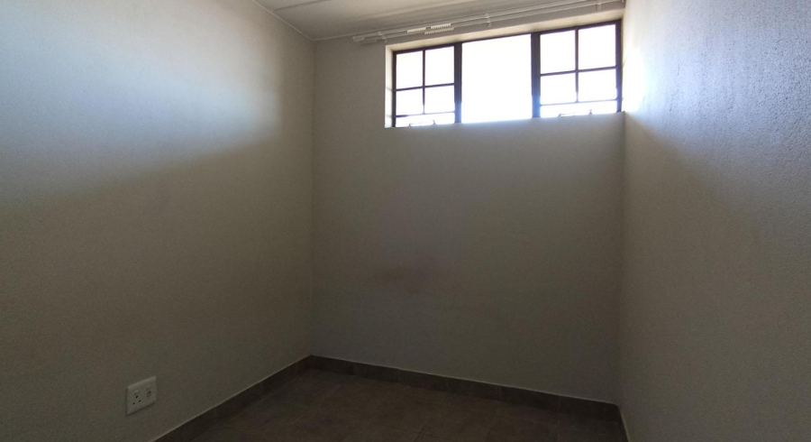 2 Bedroom Property for Sale in Lotus Gardens Gauteng