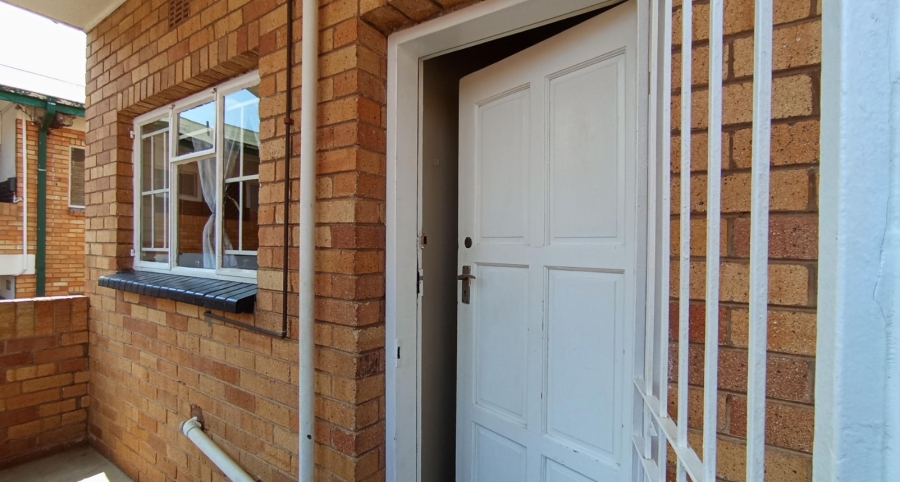 2 Bedroom Property for Sale in Florida Gauteng