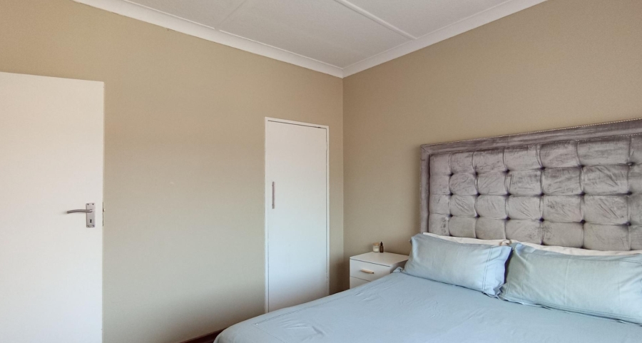 2 Bedroom Property for Sale in Florida Gauteng