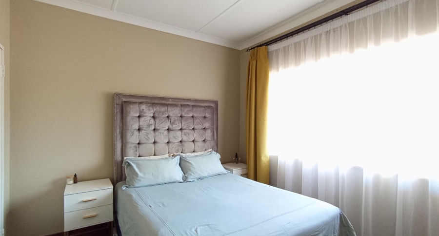 2 Bedroom Property for Sale in Florida Gauteng