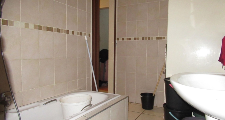 1 Bedroom Property for Sale in Florida Gauteng