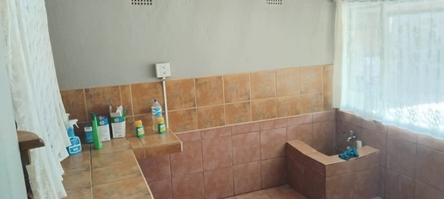 4 Bedroom Property for Sale in Oberholzer Gauteng