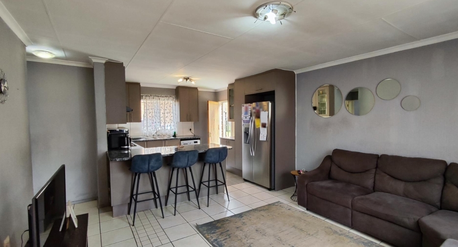 2 Bedroom Property for Sale in Terenure Gauteng
