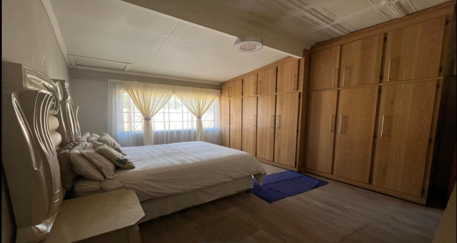 3 Bedroom Property for Sale in Selection Park Gauteng