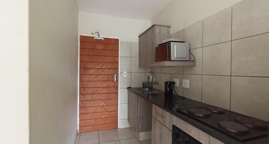 2 Bedroom Property for Sale in Elandspoort Gauteng
