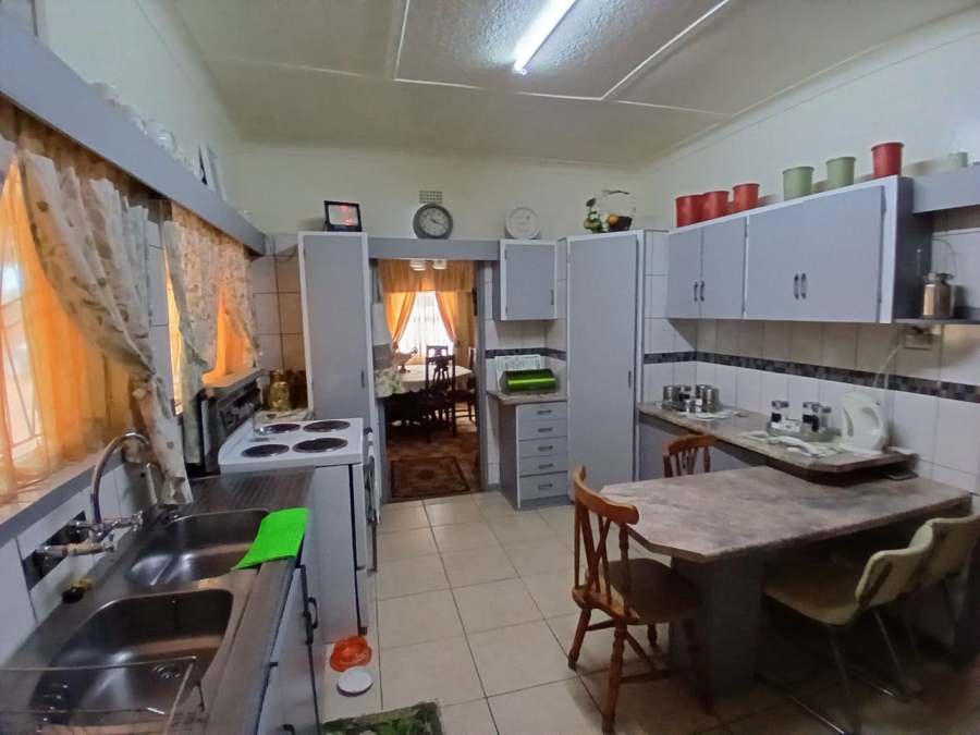 4 Bedroom Property for Sale in Carletonville Central Gauteng